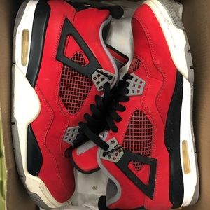 Nike Air Jordan 4 “Toro Red”